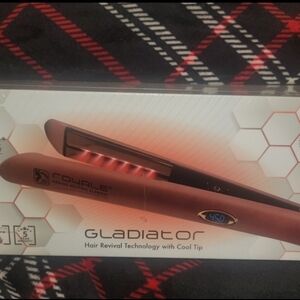 Royale Gladiator Hair Straightener - Brand New Sealed In Rose Gold